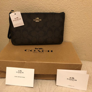BROWN & BLACK COACH SIGNATURE PVC LARGE WRISTLET